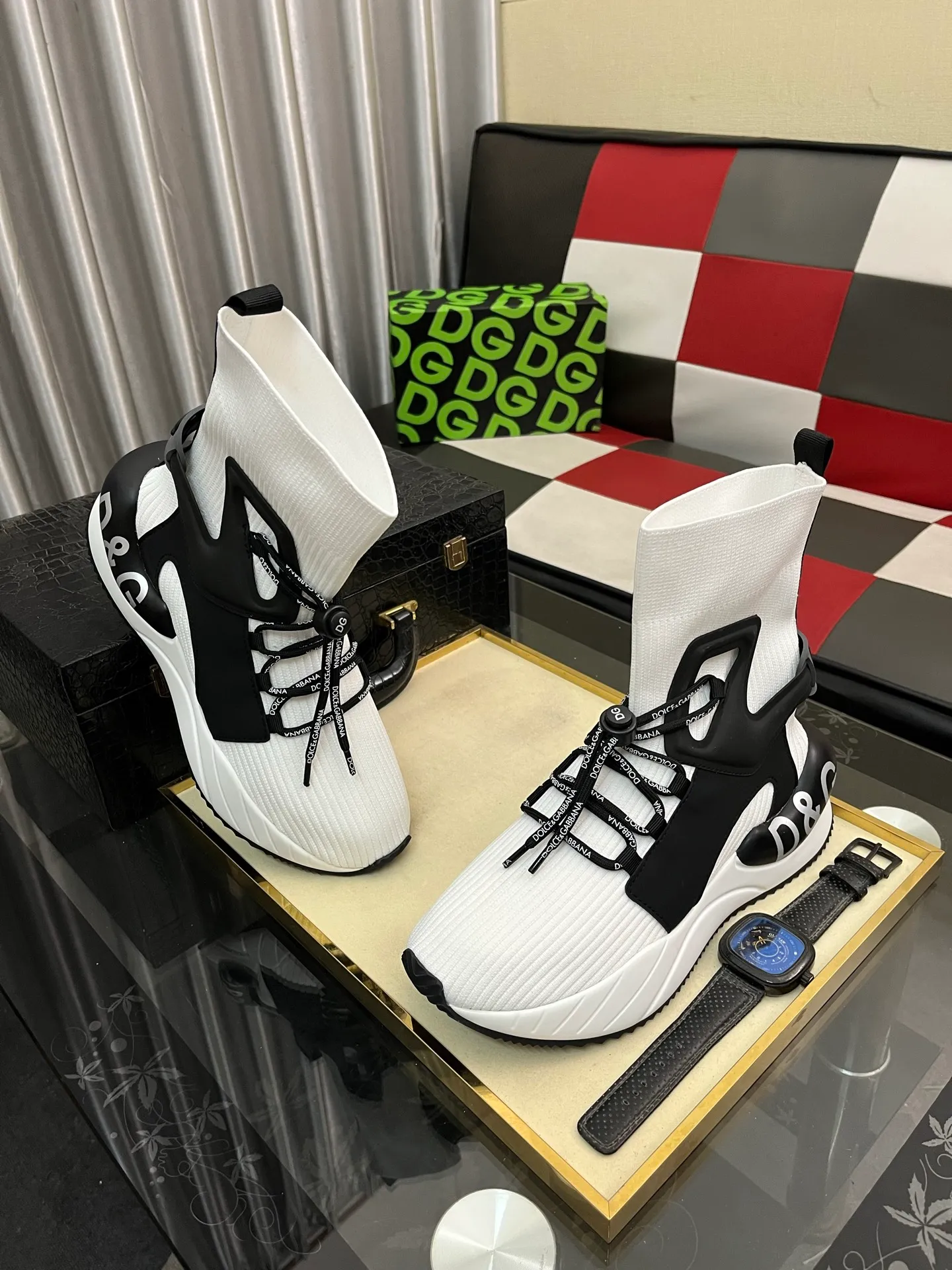 Men's men's shoes💰420⌚️⌚️New DG Dolce & Gabbana high-end couple's sports and casual shoes, imported cowhide, multiple material splicing design➕Imported cowhide lining, cowhide feet➕original TPR elastic outsole. Size: 35-46